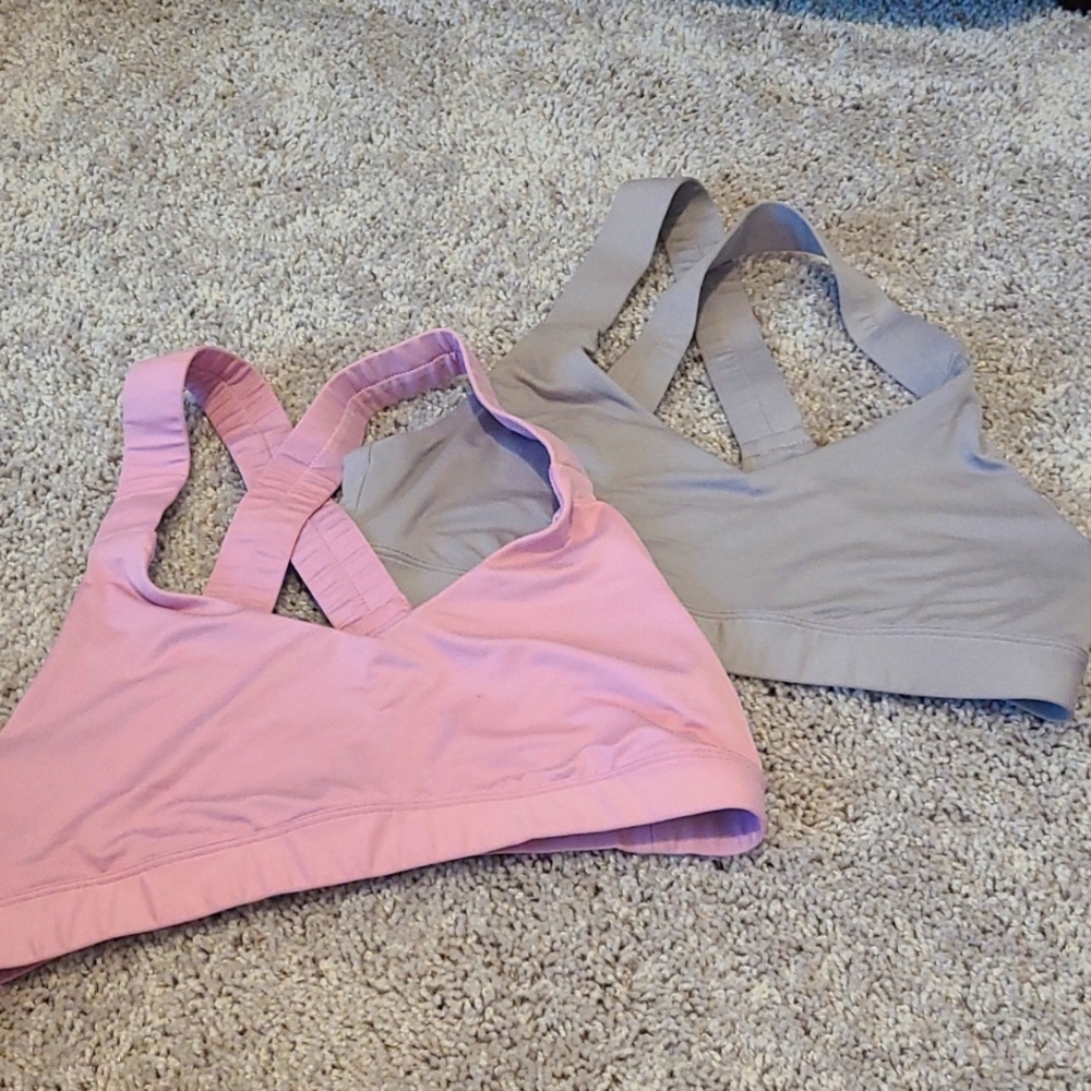 Set of sports bras